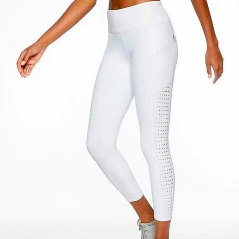 ATHLETA contender laser cut 7/8 tight nwt